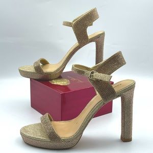 NWTs Gianni BINI Pumps